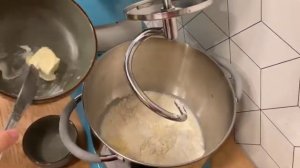 Замешиваем тесто с помощью планетарного миксера Kitfort KT-3037-2