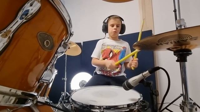 Michael Jackson - Smooth Criminal insane drum cover by 10 YO boy смотреть онлайн