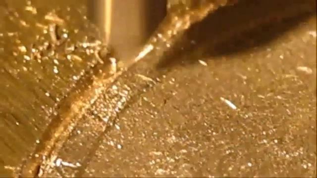 Фрезерование сувенирной медали смотреть онлайн