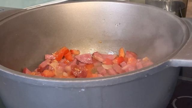 Макароны с колбасой и сыром/ Вкусный и быстрый ужин смотреть онлайн