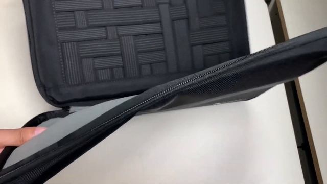 Hyper Stash & Go Sleeve Unboxing смотреть онлайн