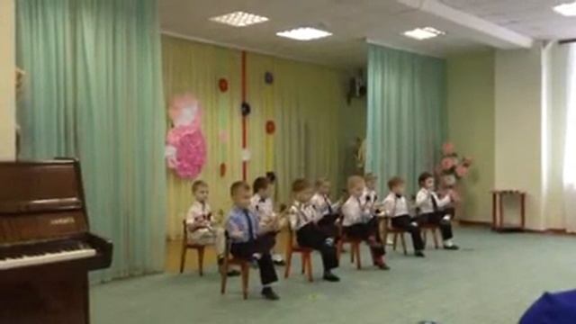 8 марта танец с ложками))) смотреть онлайн