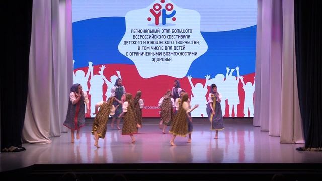 32. «Нас комарики кусали смотреть онлайн