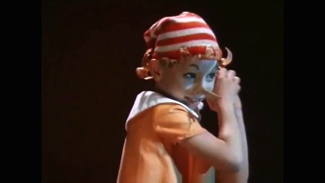 Тише, тише, что он прячет? смотреть онлайн