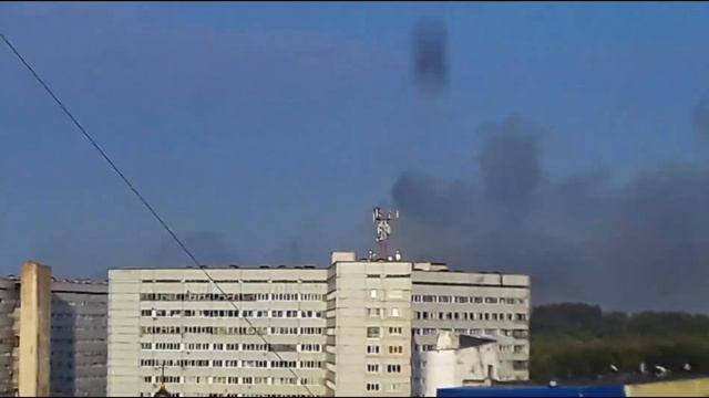 Пожар в Тольятти,горит лес 25 августа 2021г. ИЛ-76 тушение леса. смотреть онлайн