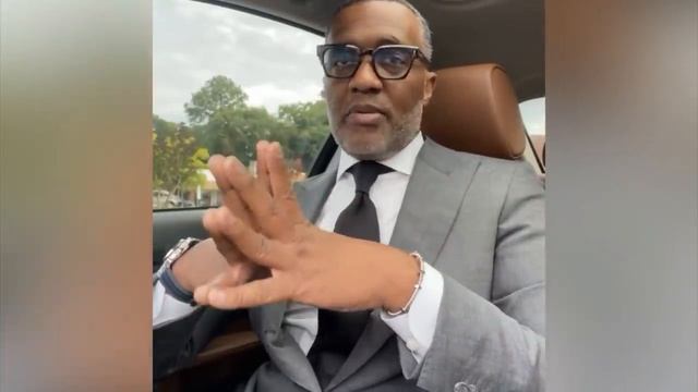 Give Me A Break! © смотреть онлайн