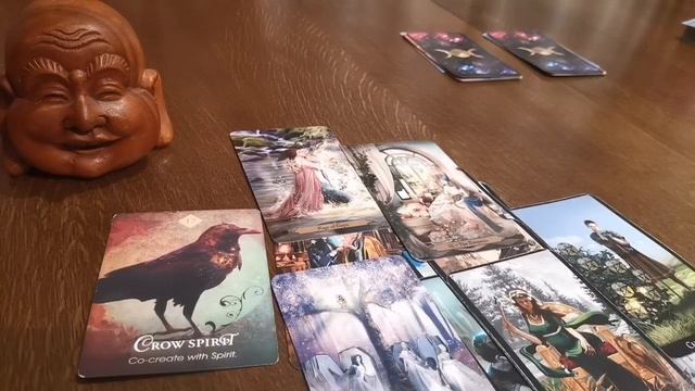 Почему он так холоден? Онлайн гадание на 4 варианта | Таро онлайн | Расклад Таро смотреть онлайн