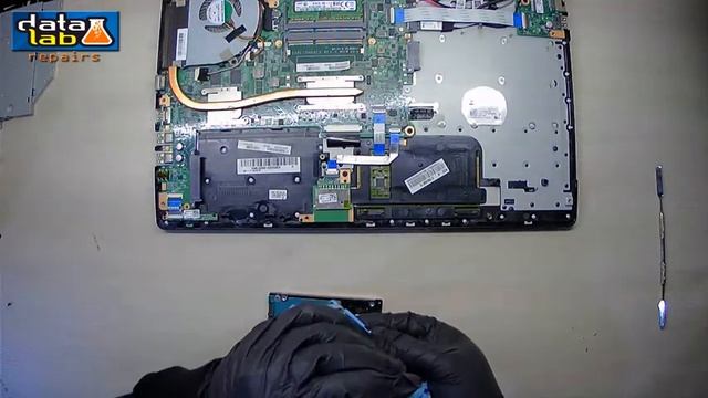 SSD UPGRADE Toshiba Satellite L50-B смотреть онлайн