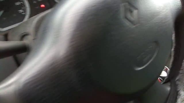 Рено Логан троит двигатель, продолжение в следующем видео! смотреть онлайн