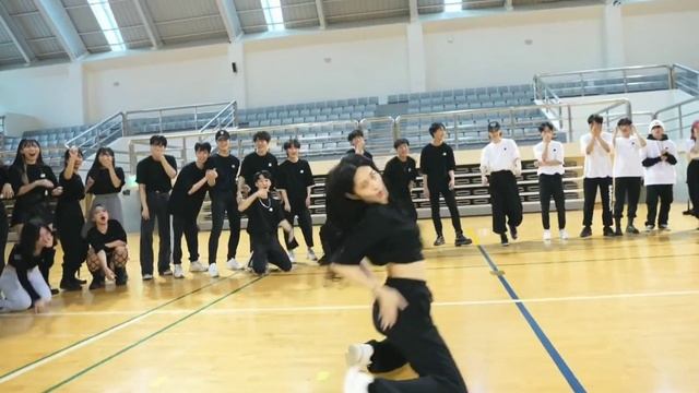 [혜림?] HyeRim Dancing (Ash-B - Booty) at K-POP DANCE BATTLE #artbeat #HyeRim #혜림 #AB #ABle смотреть онлайн
