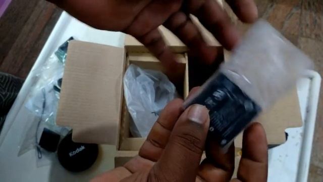 Unboxing KODAK PIXPRO AZ421 Digital Camera смотреть онлайн
