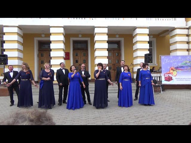 Казаки в Берлине - "Ансамбль Мегаватт"