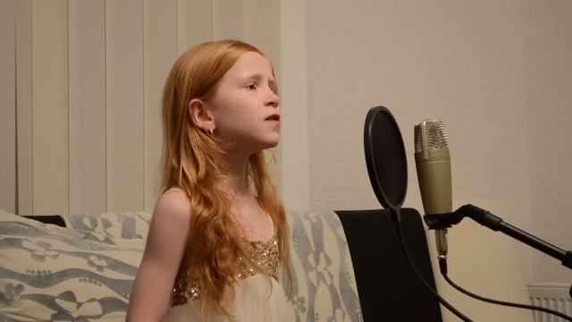 Русскую песню исполняет ребенок с Шотландским акцентом - Тонкая рябина (Народная) А капелла смотреть онлайн