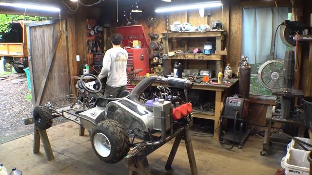 95HP Two Stroke Triple Yard Kart Build Part 8 смотреть онлайн