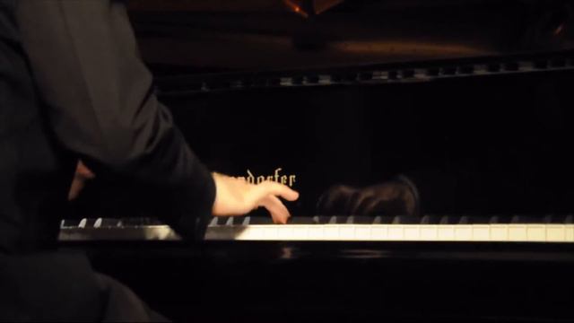 Bernard Herrmann Escena de amor de Vértigo смотреть онлайн