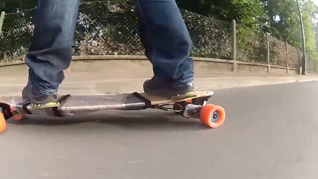 E-sk8 - Boosted Board home made clone - Test Ride смотреть онлайн