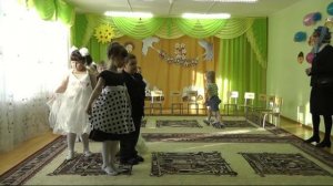 Утренниик 8 марта в старшей группе
