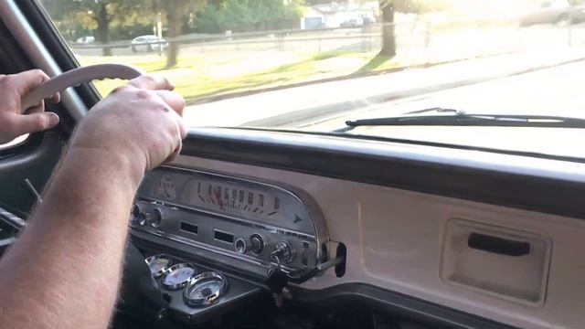 Driving the 1964 Corvair Greenbrier part 1 смотреть онлайн