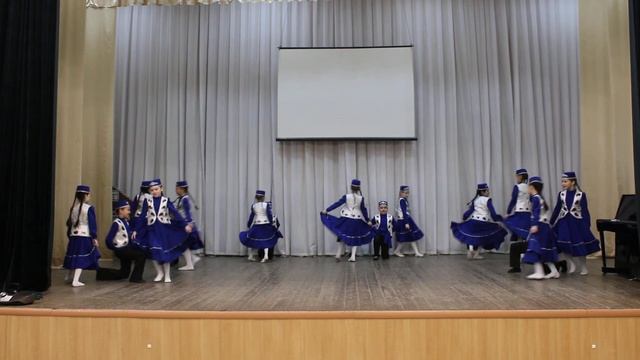 Ансамбль народного танца Ялкын "Шома бас"7-9 лет смотреть онлайн