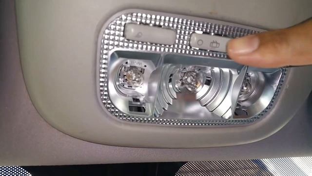 INTERIOR LIGHT BULB CHANGE - PEUGEOT 307 смотреть онлайн