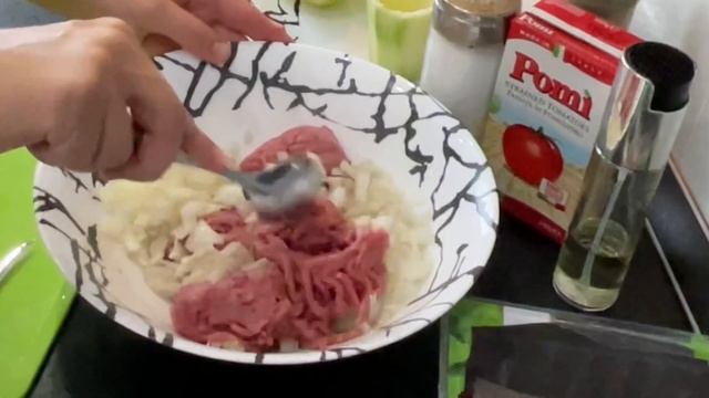 Запеченные кабачки с фаршем. ОЧЕНЬ вкусно и НИЗКОКАЛОРИЙНО смотреть онлайн