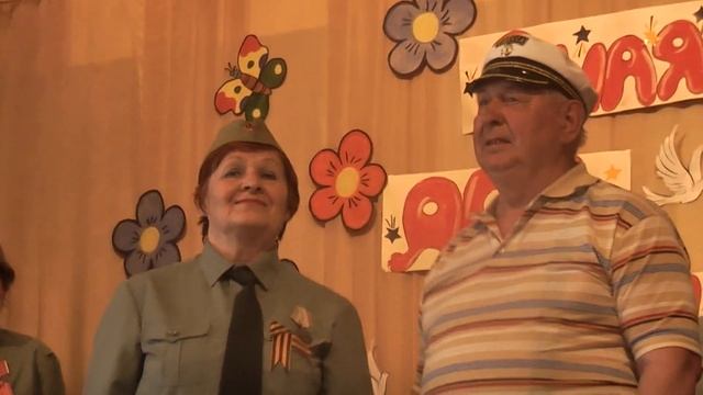 Нас все меньше и меньше Майский вальс Победа смотреть онлайн