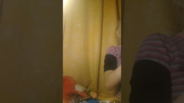 Это меня в пятницу я в гостях была и вот меня кошка по и мени Муся и она меня по тёрапала . ((((((( смотреть онлайн
