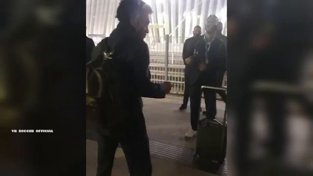 Cristiano Ronaldo and Cuadrado Dancing in Road after Winning Super Coppa Italiana | Ronaldo Dance смотреть онлайн