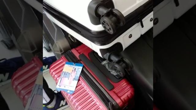 Чемодан малый белый Fashion смотреть онлайн