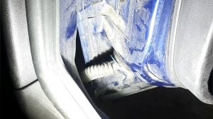 Как снять дверь на Opel ?