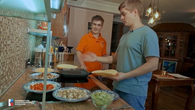 Рецепт кесадильи. Кесадилья с курицей или креветками смотреть онлайн