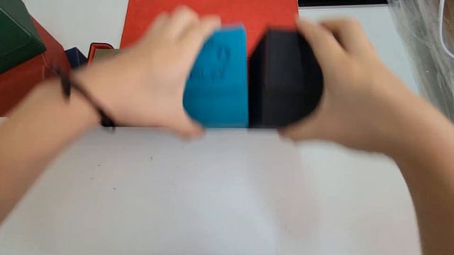 One Set of MTG deck box from ZLCA keep all of your cards. смотреть онлайн