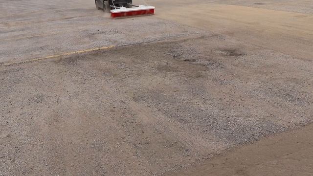 Fork Lift Broom From Titan Attachments смотреть онлайн