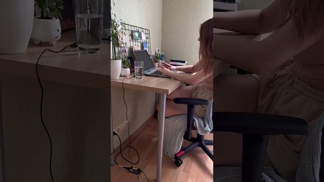 будни копирайтера #shorts смотреть онлайн