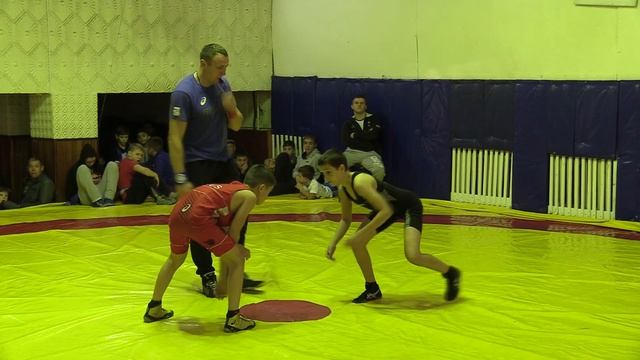 Турнир по вольной борьбе посвящённый памяти шахтёрам Несветая погибшим в годы ВОВ. смотреть онлайн