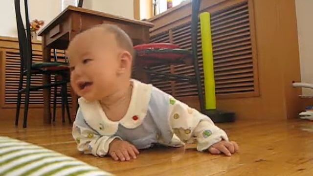 Around Dalian city centre смотреть онлайн