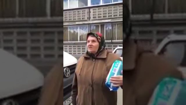 Прикольная бабуля. смотреть онлайн