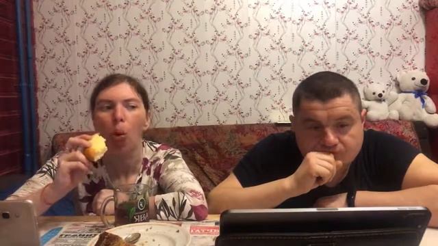 Прямая трансляция каждый вечер. Мы пьем чай, разговор с НАТАЛЬЕЙ, смотрим YouTube. Стрим 03.22 смотреть онлайн