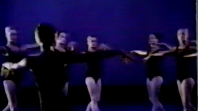 RICERCATA (4th mov. EPISODES music Anton Webern, choreography George Balanchine смотреть онлайн