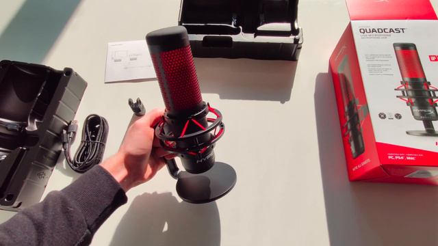HyperX Quadcast Microphone Unboxing and Impressions! смотреть онлайн