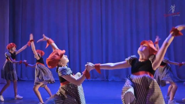 номер «Bonjour Paris» Танцевальный клуб "Престиж", Школа современного танца смотреть онлайн