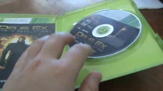 Deus Ex Human Revolution Unboxing (XBOX 360) смотреть онлайн