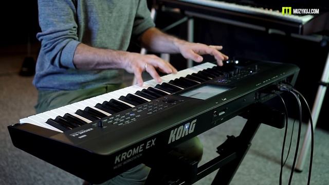 KORG KROME EX SYNTH смотреть онлайн
