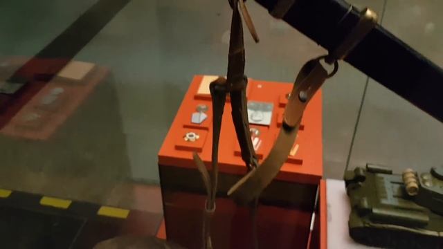 Шашки, кортики, НР-40, Масса огнестрела и "Подвиг знаменосцев". Музей Победы[Первое впечатление] смотреть онлайн