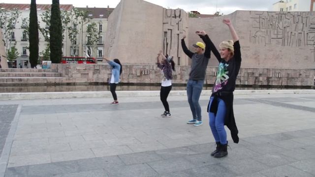 Niko y los bits Flashmob смотреть онлайн