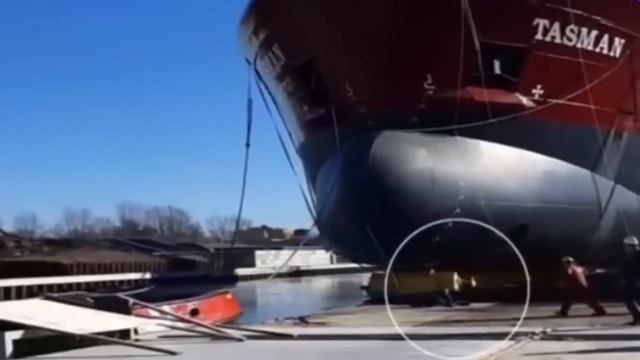 Спуск на воду смотреть онлайн