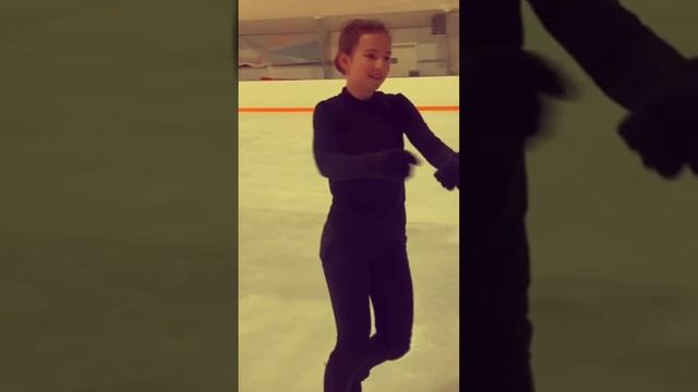 Unstoppable “ringtone” смотреть онлайн