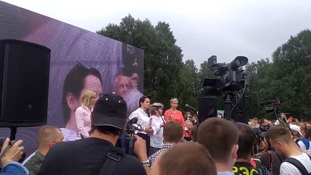 Пикет Светланы Тихановской в Минске 19.07.20 // СВОБОДУ ПОЛИТЗАКЛЮЧЕННЫМ! смотреть онлайн