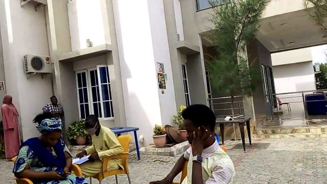 Kalli Yadda Bangis Y Gezawa Yake awajan Daukar film смотреть онлайн