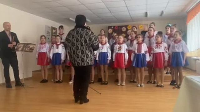 Народна веснянка "Шум" опрацювання З.Мартин/ хор "Камертон" Войнилівська ДМШ смотреть онлайн